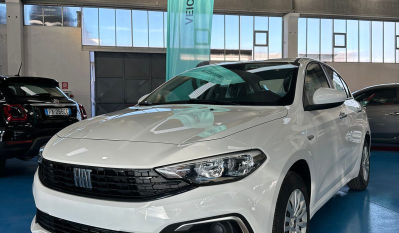 FIAT TIPO SEDAN DIESEL pieno