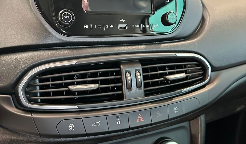 FIAT TIPO SEDAN DIESEL pieno