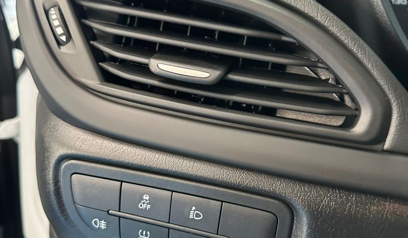 FIAT TIPO SEDAN DIESEL pieno
