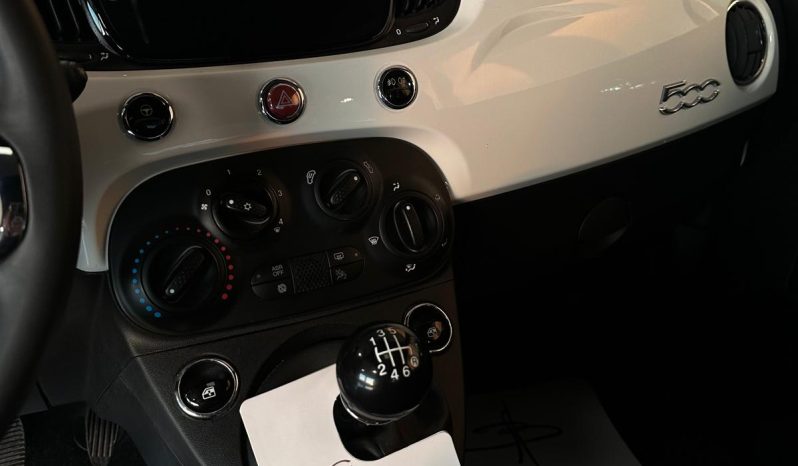 FIAT 500 HYBRID DOLCEVITA pieno