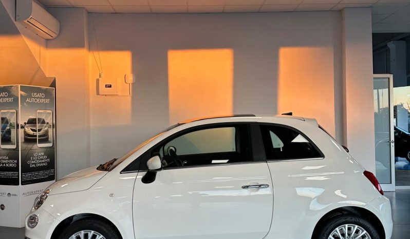 FIAT 500 HYBRID DOLCEVITA pieno