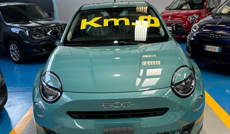Fiat 600 ICON HYBRID pieno