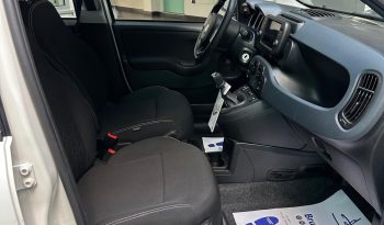 FIAT PANDA CROSS HYBRID pieno