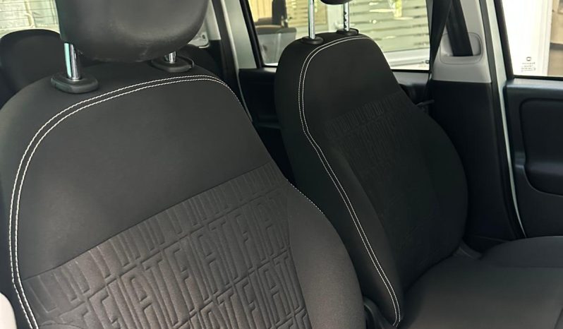 FIAT PANDA CROSS HYBRID pieno