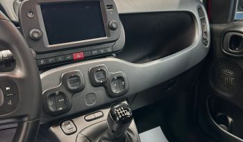 FIAT PANDA CROSS HYBRID pieno