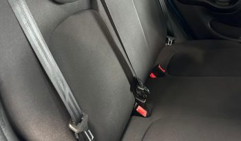 FIAT PANDA CROSS HYBRID pieno