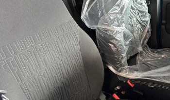 FIAT PANDA CROSS HYBRID pieno