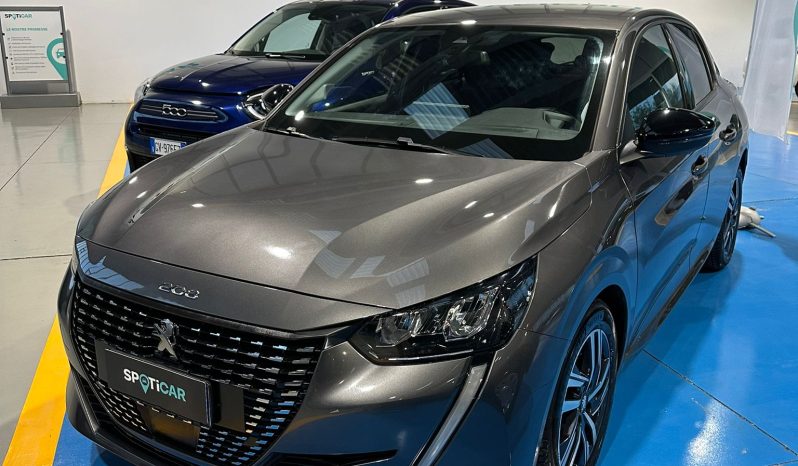 Peugeot 208 Allure Pack PureTech BENZINA pieno