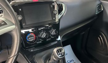 LANCIA Y HYBRID PLATINO pieno