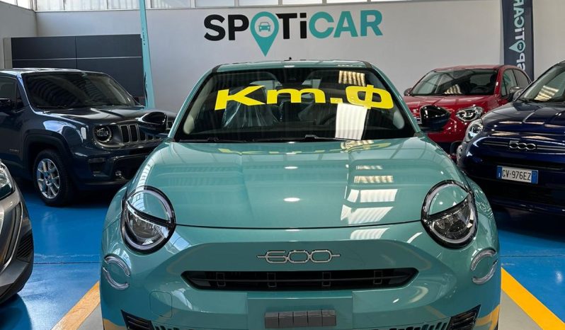 FIAT 600 HYBRID ICON pieno
