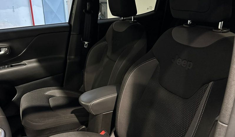 Jeep Renegade Hybrid Limited – Potenza, Comfort e Tecnologia in un solo SUV! pieno