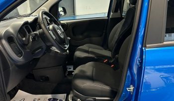 Panda Cross Hybrid Blu Italia – Allestimento completo, pronta consegna!! pieno