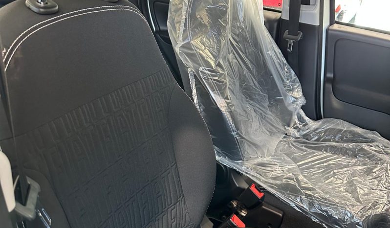 FIAT PANDINA ICON HYBRID 2025 pieno