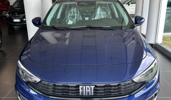 FIAT Tipo Sedan 2025 – Eleganza e risparmio! pieno