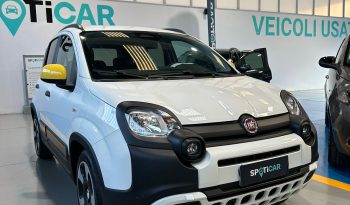 La citycar che conquista tutti: Fiat Pandina Cross Hybrid 2025 è arrivata! pieno