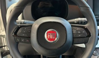 La citycar che conquista tutti: Fiat Pandina Cross Hybrid 2025 è arrivata! pieno