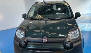 Pandina Cross Hybrid – Lo stile italiano si tinge di Verde Foresta pieno