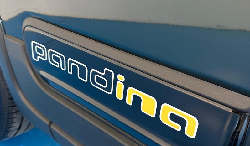 Pandina Cross Hybrid – Lo stile italiano si tinge di Verde Foresta pieno