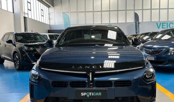 La Nuova Ypsilon LX Hybrid 2025: innovazione e classe pieno