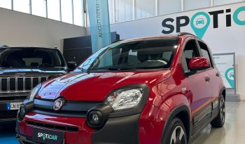 FIAT Pandina Cross 2025 Rosso Passione – Solo 11.000 km! pieno
