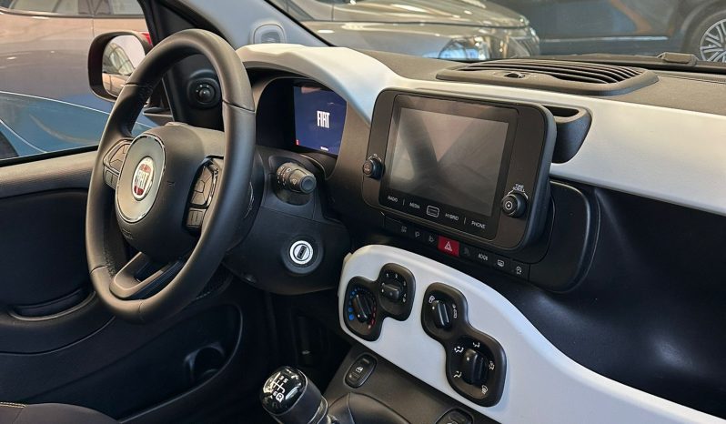 FIAT Pandina Cross 2025 Rosso Passione – Solo 11.000 km! pieno