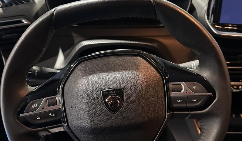 Peugeot 208 100CV Benzina – Allure Pack – Full Optional – 2025 pieno