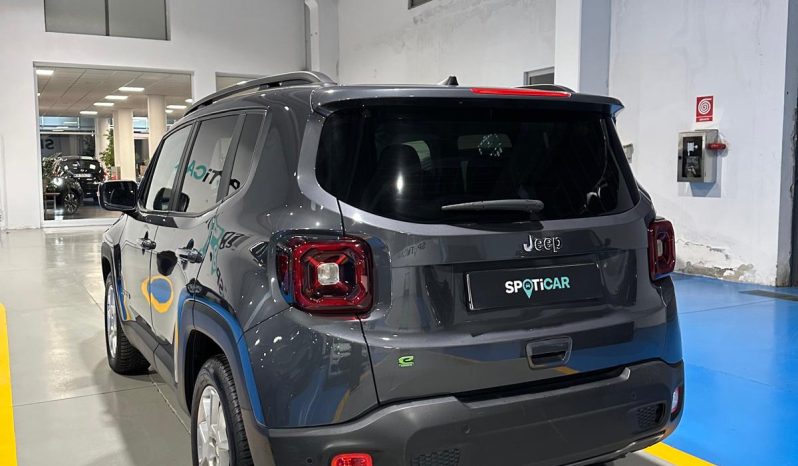 La Tua Nuova Renegade ti Aspetta: Hybrid, Full LED e Solo 19.500 €! pieno