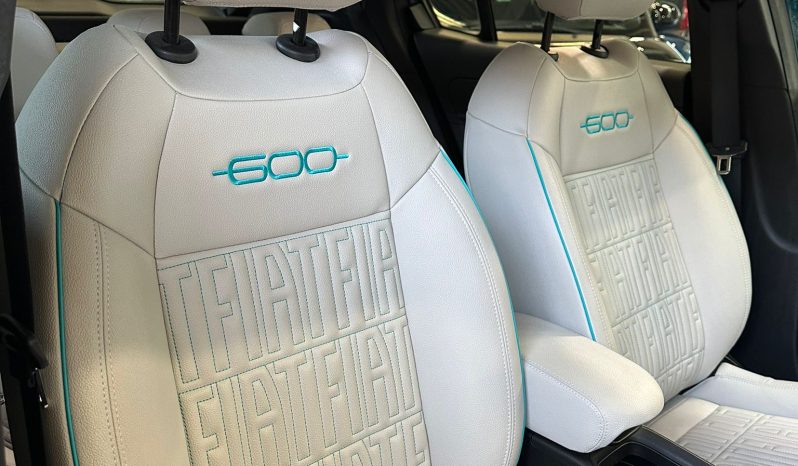 FIAT 600 Hybrid La Prima – Il SUV compatto più esclusivo di FIAT pieno