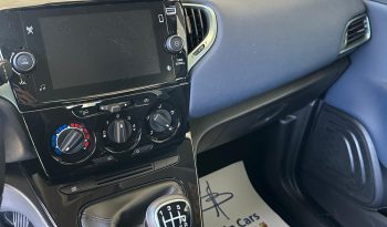 Ypsilon 1.0 Hybrid Platino – Full optional, 34.000 km certificati pieno