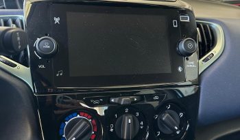 Ypsilon 1.0 Hybrid Platino – Full optional, 34.000 km certificati pieno