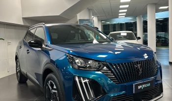 Peugeot 2008 1.2 PureTech Allure – Blu Obsession | 2025 pieno