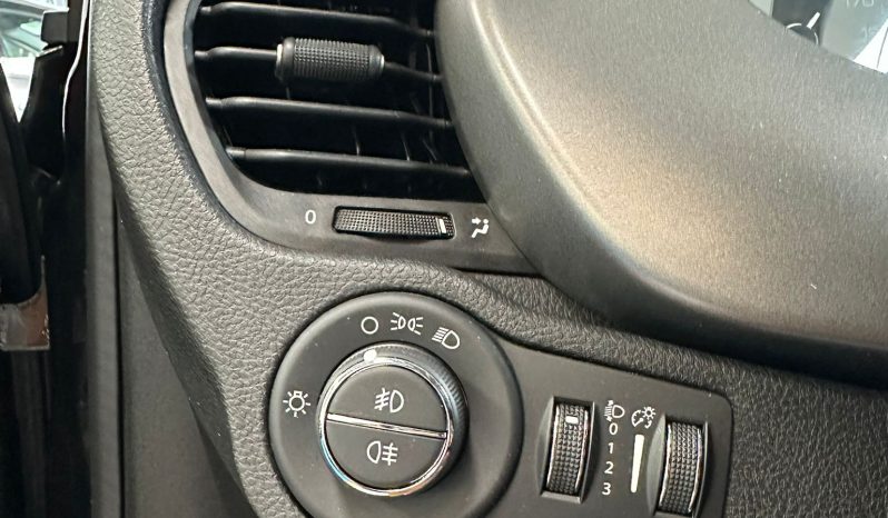 FIAT 500X SPORT 1.5 HYBRID 130 CV AUTOMATICA – POTENZA IBRIDA, STILE CHE SI FA NOTARE pieno