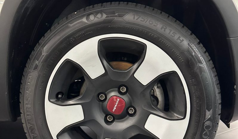 FIAT PANDA CROSS 1.0 HYBRID 70 CV 2024 – ICONA CROSSOVER, EFFICIENTE E PRONTA SUBITO pieno