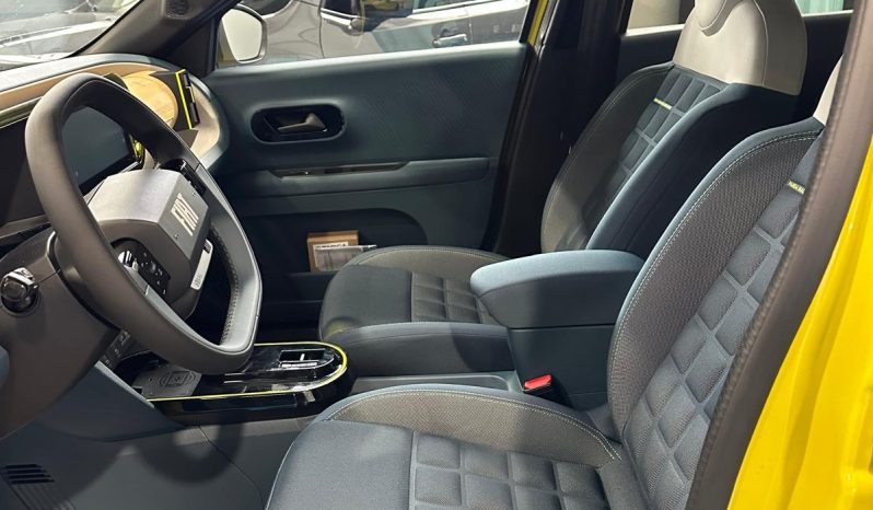 Fiat Grande Panda Hybrid La Prima 110 CV – KM 0 – 2025 pieno