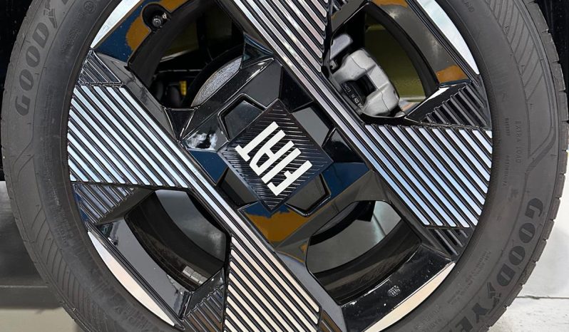 Fiat Grande Panda Hybrid La Prima 110 CV – KM 0 – 2025 pieno