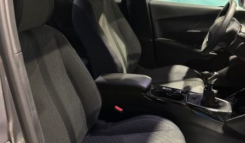 Peugeot 2008 Allure 2025 – 1.2 Benzina 100CV | 13.000 km | Full Optional pieno