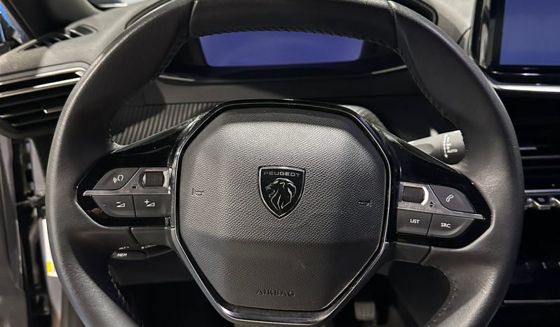 Peugeot 2008 Allure 2025 – 1.2 Benzina 100CV | 13.000 km | Full Optional pieno