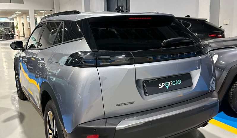 Peugeot 2008 Allure 2025 – 1.2 Benzina 100CV | 13.000 km | Full Optional pieno