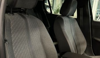 Peugeot 208 2025 1.2 PureTech 100CV Allure Pack – Full Optional pieno