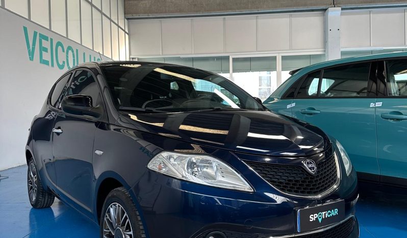 Lancia Ypsilon 1.2 GPL casamadre City Car Elegante pieno