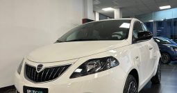 Lancia Ypsilon 2024 Ibrida – Eleganza, Tecnologia e Risparmio in un’unica Auto