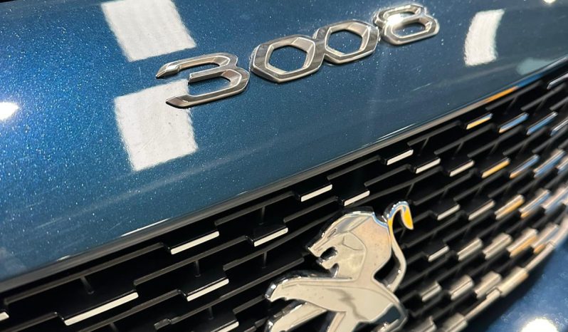 SUV Premium! Peugeot 3008 BlueHDi GT – Eleganza e Potenza pieno