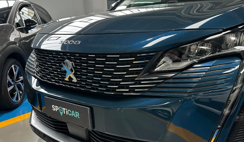 SUV Premium! Peugeot 3008 BlueHDi GT – Eleganza e Potenza pieno
