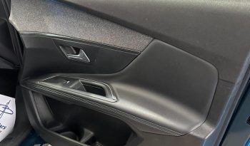 SUV Premium! Peugeot 3008 BlueHDi GT – Eleganza e Potenza pieno