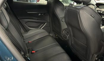 SUV Premium! Peugeot 3008 BlueHDi GT – Eleganza e Potenza pieno