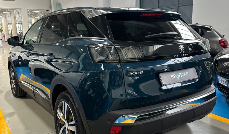 SUV Premium! Peugeot 3008 BlueHDi GT – Eleganza e Potenza pieno