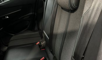 SUV Premium! Peugeot 3008 BlueHDi GT – Eleganza e Potenza pieno