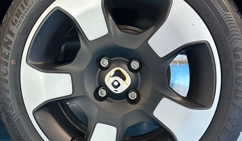 FIAT Pandina Cross – Il Crossover Ibrido Più Amato d’Italia pieno