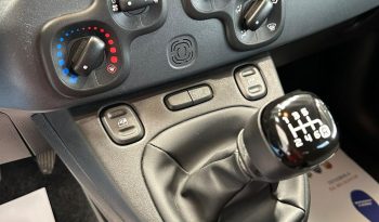 FIAT PANDA CROSS 1.0 HYBRID 70 CV 2024 pieno