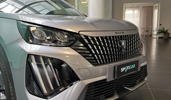 Peugeot 2008 Allure 2025 pieno